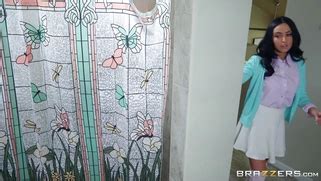 Brunette Tia Cyrus Met Alex Legend In The Shower Porn Movies Movs