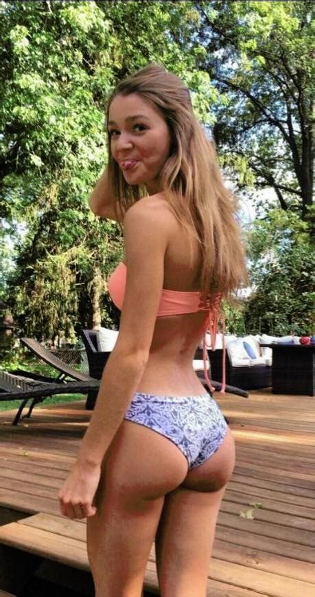 Bikini Body Is She Your Type Scrolller