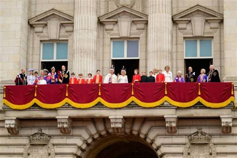 Public to Get Rare Glimpse of Buckingham Palace Balcony Room