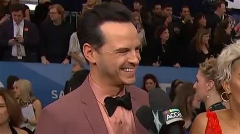 Fleabag S Hot Priest Andrew Scott Actually Has No Idea What Fleabagging Means Access