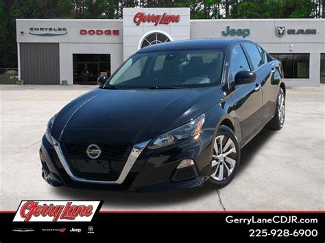 Pre Owned Nissan Altima S D Sedan In St Francisville P