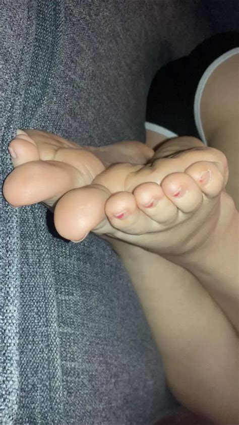 Suck My Toes Nudes Soles Nude Pics Org