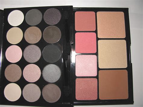 The Beauty Alchemist NYX Butt Naked Eyes Palette