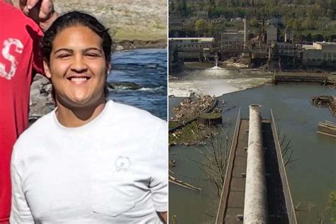 Did Bianca Censoris Nearly Nude Incident On The Grammys Red Carpet Violate The Show S