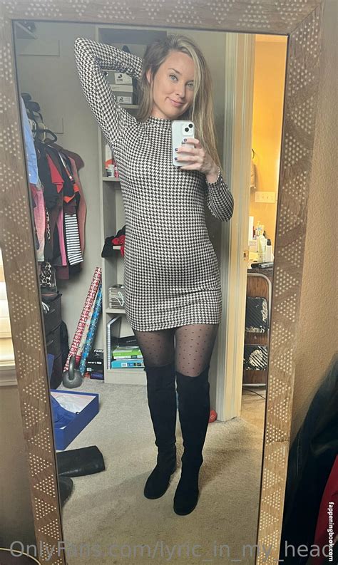 Lyric In My Head Nude OnlyFans Leaks Fappening FappeningBook