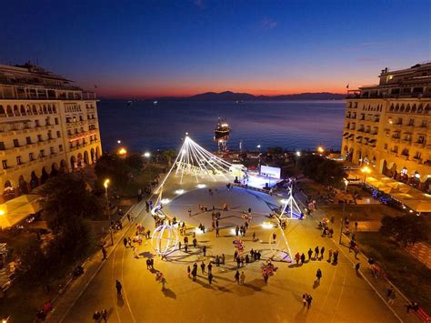 How to Say Merry Christmas in Greek