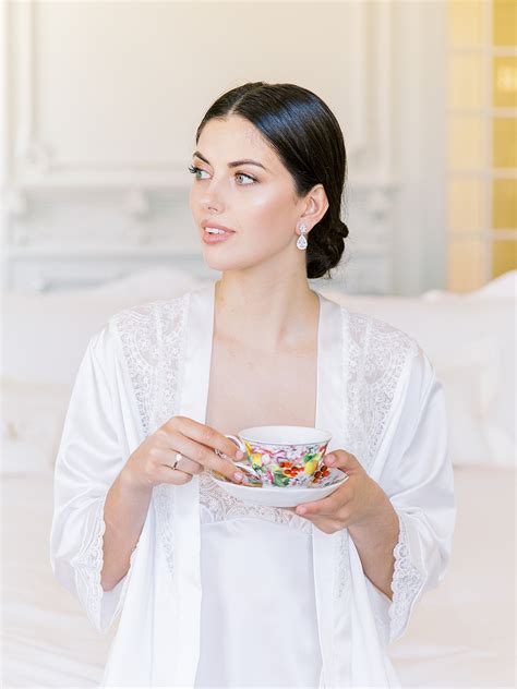 The Getting Ready Room Wedding Day Guides