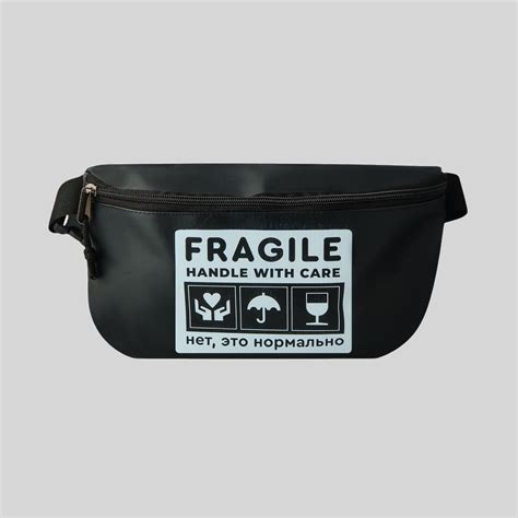 Сумки из лодок и батутов: новый мерч в магазине НЭН