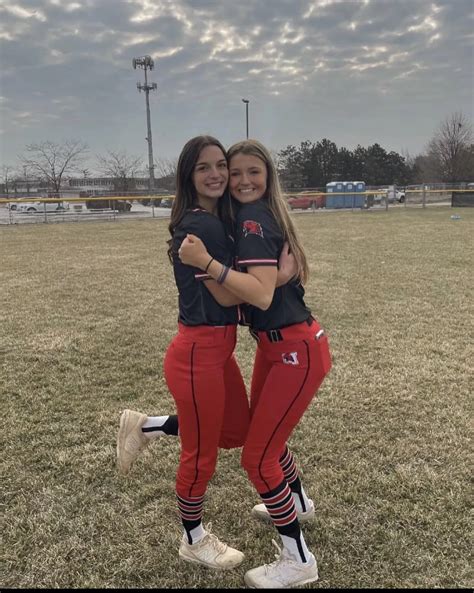 Red Softball Pants Nudes PickOne NUDE PICS ORG