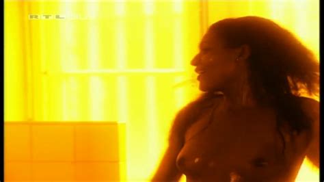 Hinter Gittern Der Frauenknast Nude Pics Seite 1