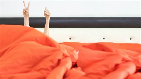 Would You Sleep With A Sex Surrogate To Save Your Love Life Marie Claire UK