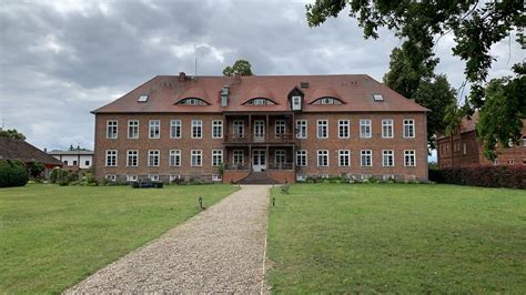 "Außenansicht" Romantik Hotel Gutshaus Ludorf (Ludorf) • HolidayCheck ...