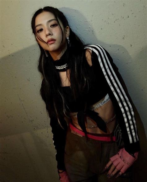 Jisoo Blackpink Shut Down