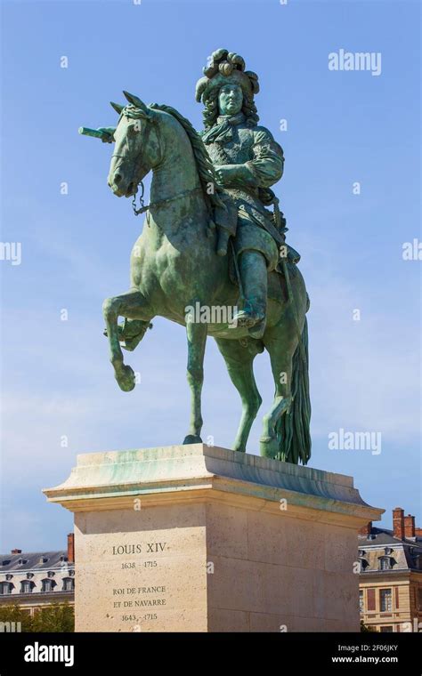 Statua Di Re Luigi Xiv Immagini E Fotografie Stock Ad Alta Risoluzione