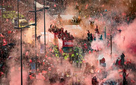 liverpools champions league victory parade liverpool echo