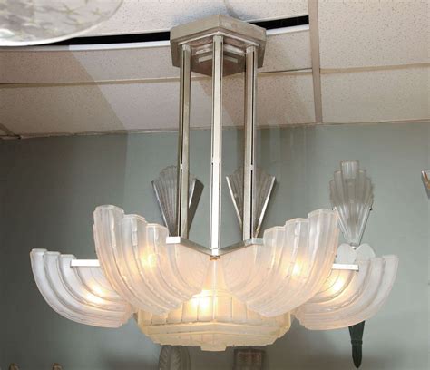 20 Photos Large Art Deco Chandelier