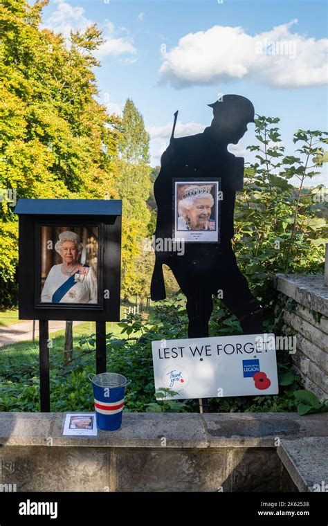 Hommage La Reine Elizabeth Ii Banque De Photographies Et Dimages