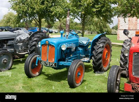 Blue Fordson Dexta Tractor Hi Res Stock Photography And Images Alamy