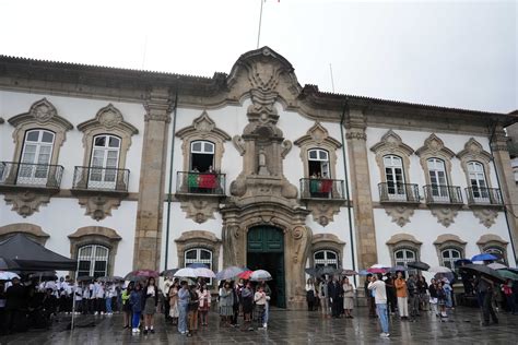 C Mara Municipal De Braga Comunica O Not Cias Centenas De Alunos