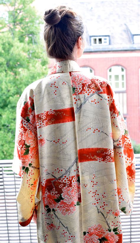 Japanese Vintage Silk Kimono With Flowers And Silk Obijime Belt Silk