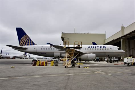 United Airlines Airbus N Ua At San Francisco Airport