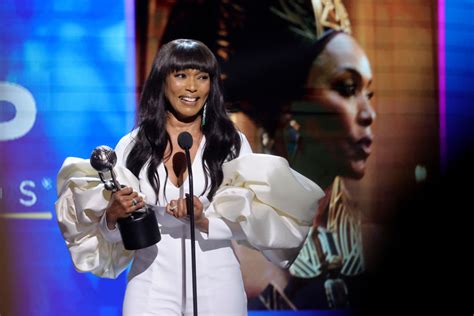 54th Naacp Image Awards Angela Bassett Will Smith And More Win Top Honors Hiphollywood