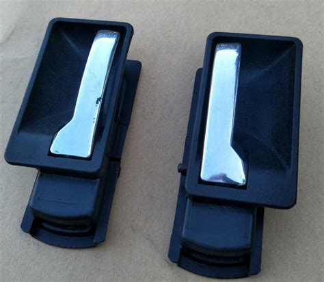 VB VC COMMODORE INTERIOR DOOR HANDLES GENUINE HOLDEN VH VK SLE SS