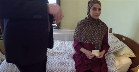 Arab Slut Takes Long Dong While Riding In Hotel Room Porno Movies Watch Porn Online Free