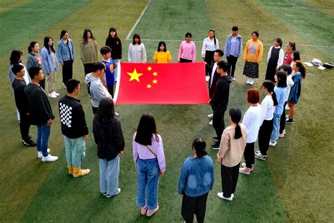 主题教育 青春告白祖国 不负韶华年月 —旅游与酒店管理学院开展爱国主义系列教育