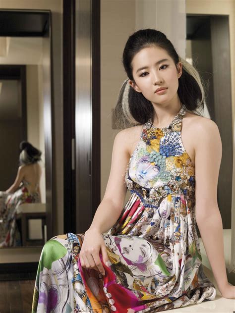 Liu Yifei Wallpapers - Top Free Liu Yifei Backgrounds - WallpaperAccess