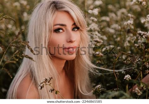 Blonde Naked Woman Posing Big Endless Stock Photo Shutterstock