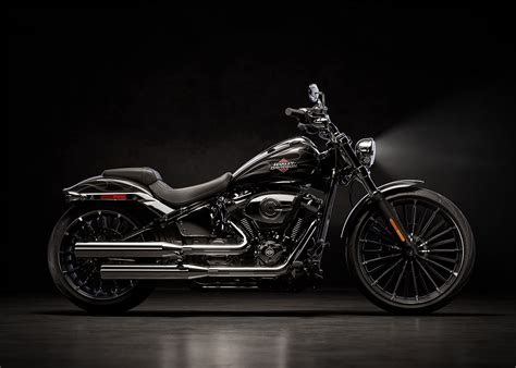 2025 Breakout Motorcycle | Harley-Davidson Europe