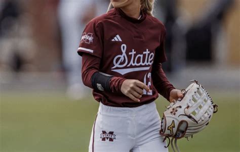 Look: College Softball Player Is Making Headlines - The Spun