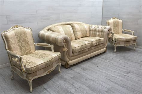 Ремонт и перетяжка мягкой мебели в Ставрополе - Диванный критик