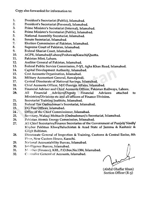 Discover how much do trash truck drivers make with overtime included 23