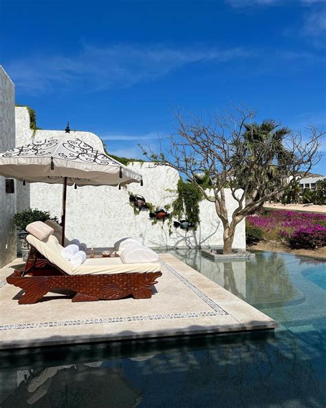 Kourtney Kardashian Shows Off Curves In Tiny String Bikini And Shares