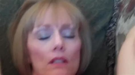 Amateur Mature Housewife Wants To Fuck Her Stud Neighbor RedTube