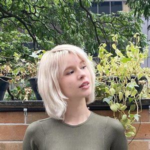 Luh Setra Aka Luhsetraoficial Nude Leaks Fapellas