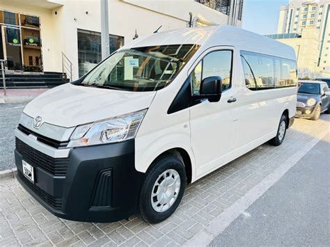 Perfectly Clean 10 Seater 2015 Toyota Hiace Minivan For Sale In Jamaica