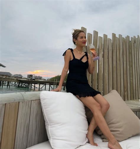 9 Sexy New Esther Choi Bikini Pics