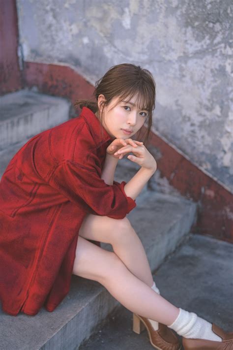 日向坂46・松田好花が雑誌「blt Graph 」の表紙を飾る！いつもとは違った魅力を披露！ マガジンサミット