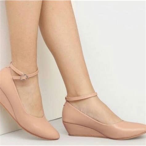 Jual Schiaparel Nude Mini Wedges By Adorable Project New Shopee Indonesia