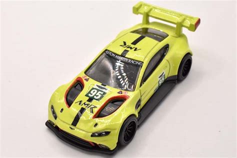 ASTON MARTIN VANTAGE GTEのレビューAMRのGTEレース用マシン HKC60 Hot Wheels 情報まとめ ホットウィール にわかマニア