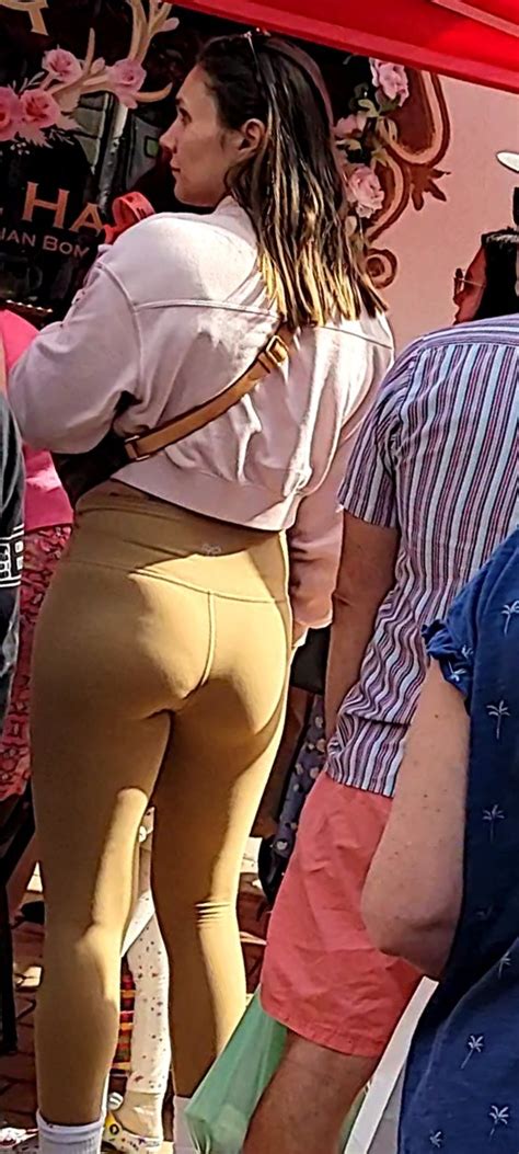 Super Hot Euro In Tan Tight Yoga Pants Spandex Leggings Yoga Pants Forum