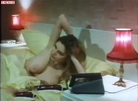 Frustrated Wives Nude Pics Page 1