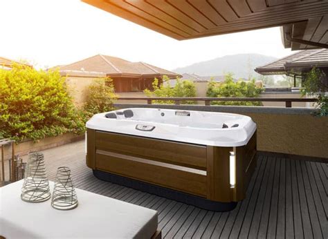 2 3 Person Jacuzzi Hot Tubs From Premium Hot Tubs Fresno