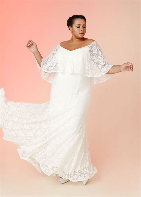 12 Of The Best Plus Size Wedding Gowns You Can Buy Right Now