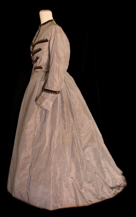 Pin On Brown Victorian Fashion 2 19th Century Dresses Victorian