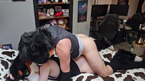 義理の兄弟何を読んでるの AngryBarksと ManedStripes PawgJobリム品種ハンズフリー兼 Pornhub Gay