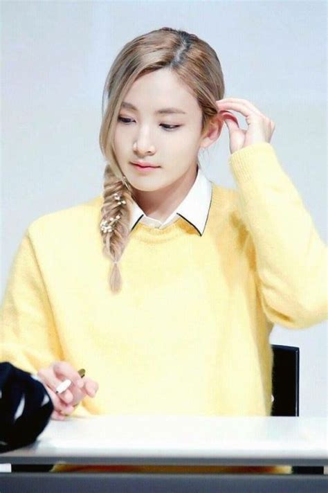 Just K Pop Idols Rocking The Prettiest Blonde Braids In All Shapes